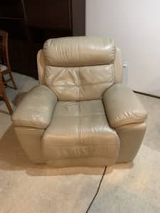Nick Scali Electric Recliner Chair