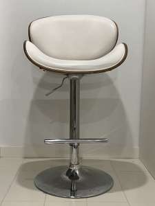 2x faux leather bar stools at $50 - great condition. pick up at Putney