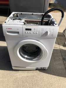 2 Bosh washing machines for parts