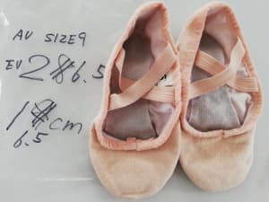 Pink Canvas Full sole Ballet shoes AUsize9 (16.5cm)