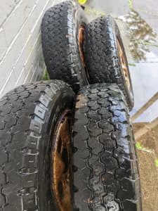 Desert Dueler tyres on Toyota rims