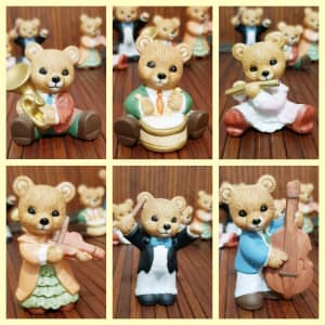 Vintage Bear Band,6 Musical Bears,Minature Bear Figurine,Teddy Bear. 