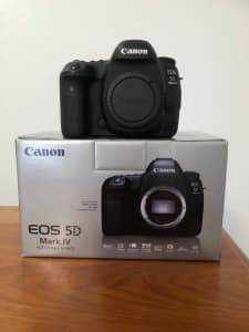 Canon 5D mark iv with extras