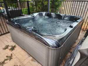 5 seater Spa