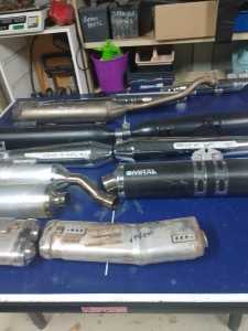 Mixed lot motorcycle exhausts