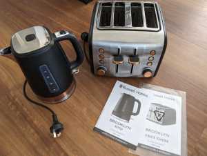 Russel Hobbs Brooklyn Toaster and Kettle set