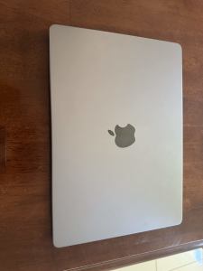 MacBook Pro 14” M1 Pro 16GB