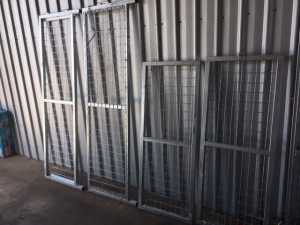 Trailer cages hot dip galv. 7x5 x 600 cages. 7x4 900 cage. 8x5 600.