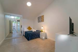Private Room in Stanmore