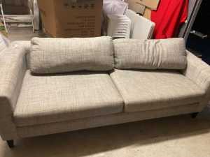 Grey couch in good condition