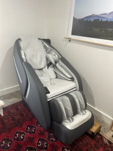 S63 zero gravity massage chair