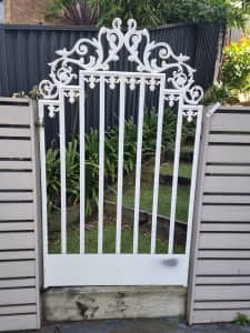 White metal side gate