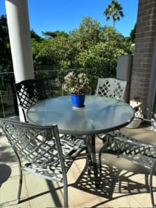 Second Hand Outdoor Tables with 4 Chairs (Used)