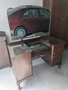Vintage dressing table