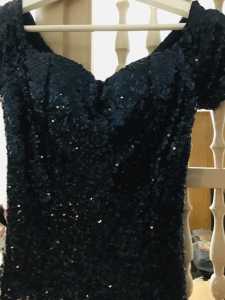 Woman’s Sequinned Dress 