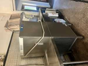Hobert Passthrough dishwasher with sink and benches