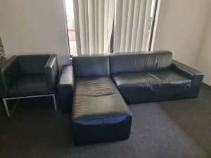 Lounge Suite - Leather