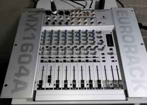 Behringer MX1604A 12 Channel Mixer