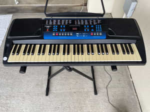 Keyboard electric portable with stand