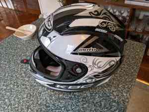 Motor cycle helmet 