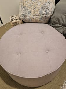 Lilac sweetie ottoman
