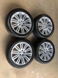 Set of 5 Land Rover Alloy Wheels & Tyres - $2,300