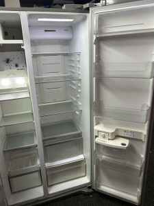 Stainless steel LG 567L fridge freezer can deliver