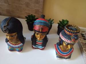 EGYPTIAN COLLECTABLES