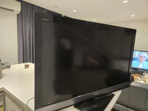 Sony bravia TV 46 inch LCD model KDL 46ex 700