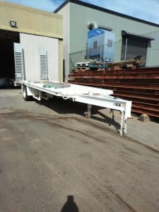 11T Tag Trailer - with 6T Ramps and Container Locks