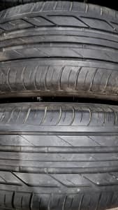 Bridgestone 225 50 18 Runflat tyre -$180 for 2 (ref no. R3B12B)