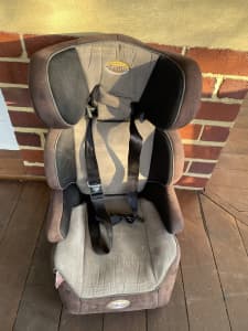 Secure Vario Max Booster seat