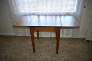 Vintage Folding Extendable Dining Table - Small Size Kitchen Table