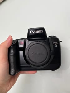Canon EOS 5 35mm film camera SLR