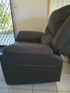 Electric Recliner Chair. Very good condition