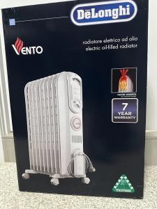 DeLonghi Oil Filled Electric Radiator - New