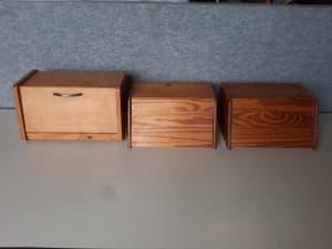 Vintage wooden bread boxes - Set or per piece