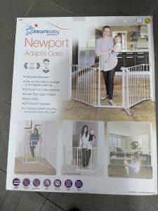 Dream baby Newport Adapta-Gate - price reduced to sell 