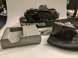 Olympus OM-D E-M5 II Micro Four Thirds mirrorless camera, body only