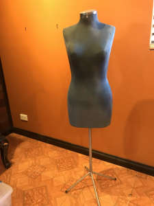 Female mannequin dressmakers dummy size 8