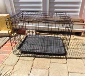 pet enclosure with base and rain cover