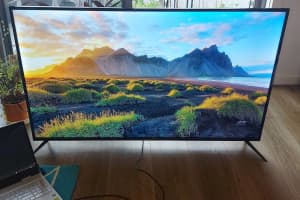 Bauhn 50'' 4K Ultra-HD TV with HDR (Great Condition)