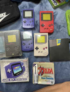 Gameboy colour? Old gaming consoles