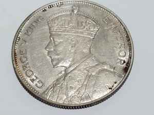 SOUTHERN RHODESIA HALF CROWN - 1935 , GOOD CONDITION - SILVER. PICK UP