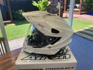 Airoh Commander motorcycle helmet size S