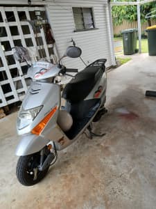 Honda Lead Motor scooter