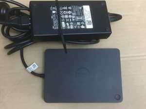 Dell Laptop Docking Stations Model K17A with 180W Power Adapter