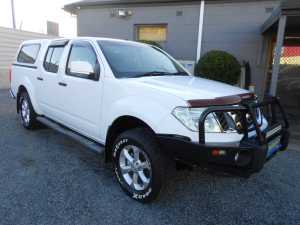NISSAN NAVARA ST AUTO DUAL CAB DIESEL TURBO WITH CANOPY 2014 Klemzig Port Adelaide Area Preview