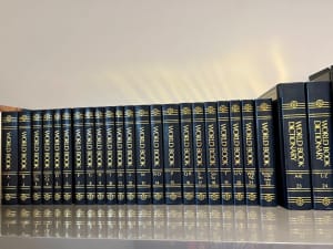 Encyclopedia Set in Excellent condition