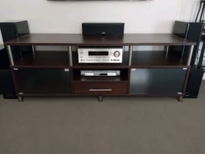 Tv unit/ cabinet in perfect condition 